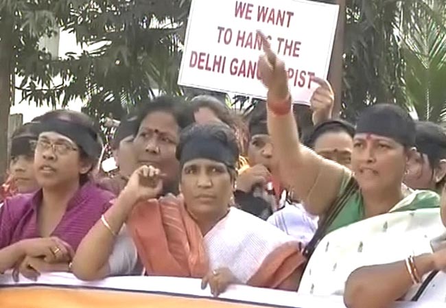 दिल्‍ली गैंगरेप को लेकर देशभर में आक्रोश