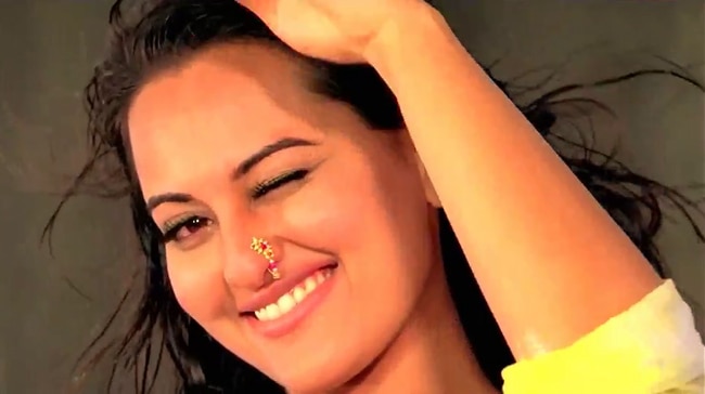 आइटम नंबर, जिन्‍होंने 2012 को बनाया हॉट | बोल्ड बालाएं