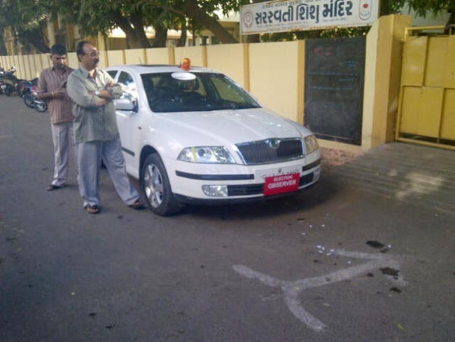 देखें गुजरात विधानसभा चुनाव के दौरान मतदान की तस्वीरें