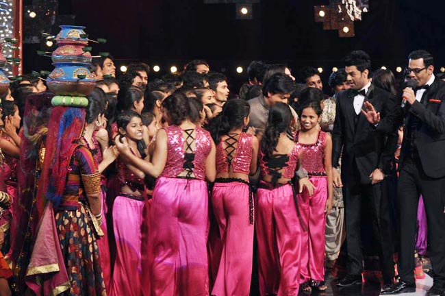 बीते सप्‍ताह मनोरंजन की दुनिया की खास हलचल