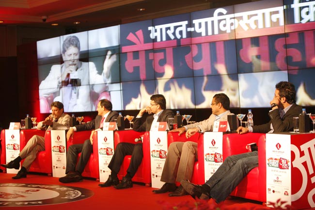 भारत-पाकिस्‍तान मैच और रोमांच की चर्चा