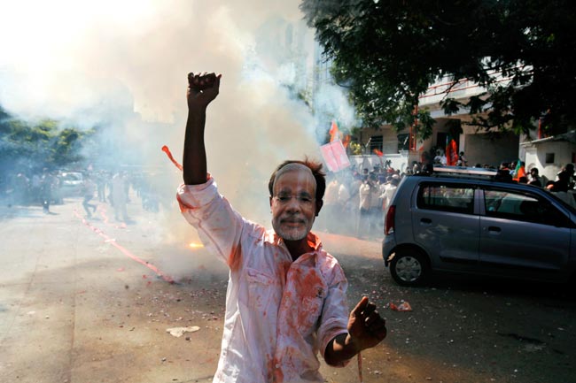 गुजरात में जीत का जश्न | मोदी की अनदेखी तस्वीरें