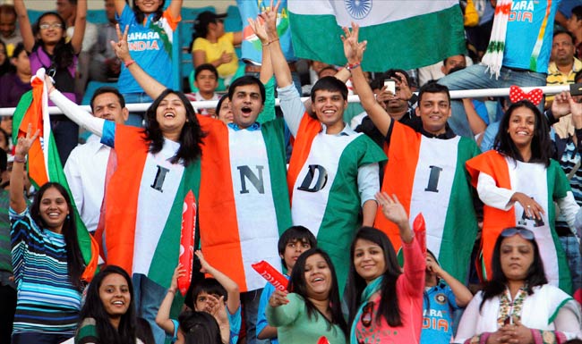 युवी के 'छक्कों' और डिंडा के 'झटकों' से जीता भारत | पढ़ें