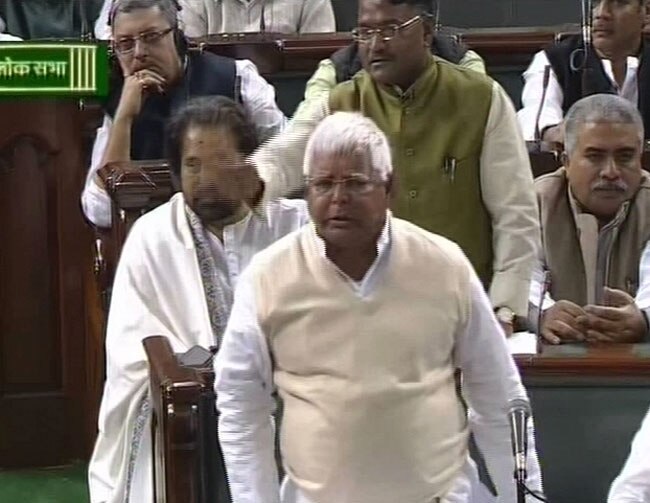 तस्वीरों में 05 दिसंबर 2012 की बड़ी खबरें | पढ़ें