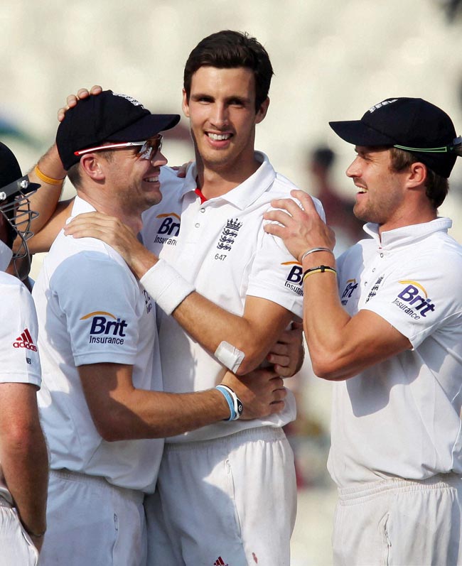 कोलकाता टेस्टः अंग्रेजों से फिर मिली शर्मनाक हार