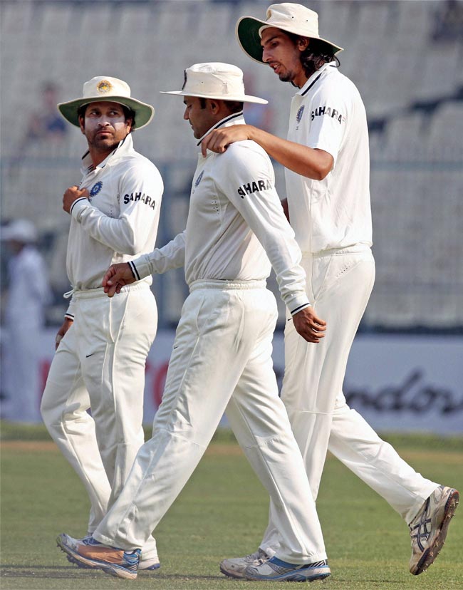 कोलकाता टेस्टः अंग्रेजों से फिर मिली शर्मनाक हार