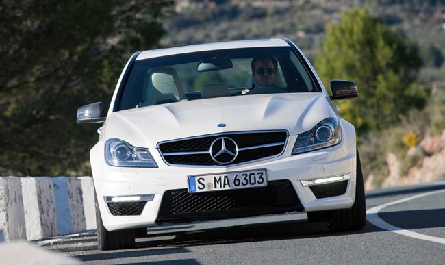 2012 में इन कारों ने बढ़ाई भारतीय सड़कों की शान