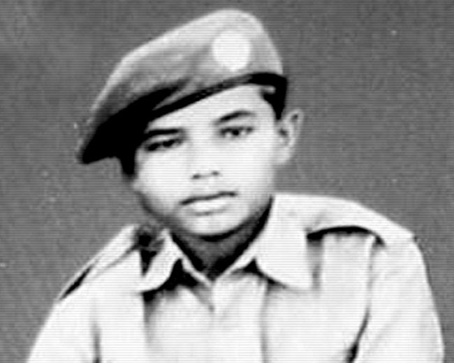 नरेंद्र मोदी का 'शून्‍य' से 'शिखर' तक का सफर...