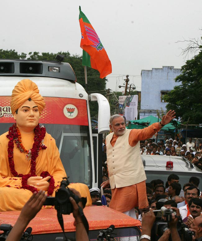 नरेंद्र मोदी का 'शून्‍य' से 'शिखर' तक का सफर...