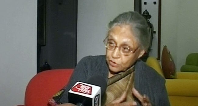 21 दिसंबर, 2012: तस्वीरों में दिनभर की बड़ी खबरें | पढ़ें