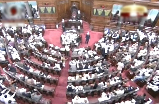 17 दिसंबर 2012: तस्वीरों में दिनभर की बड़ी खबरें