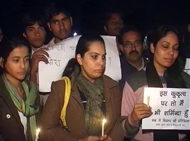 29 दिसंबर 2012: तस्वीरों में दिनभर की बड़ी खबरें