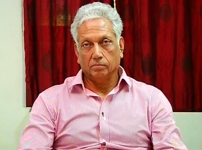 तस्वीरों में 12 दिसंबर 2012 की बड़ी खबरें