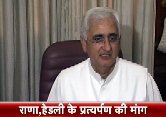 तस्वीरों में 01 दिसंबर 2012 की बड़ी खबरें | पढ़ें