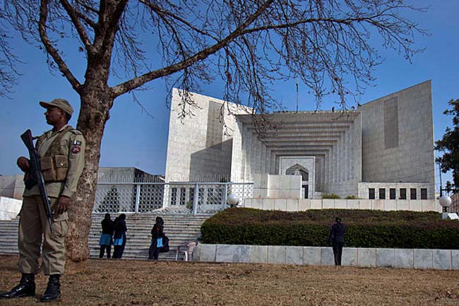 तस्‍वीरों में देखें 9 दिसंबर 2012 की अहम खबरें | पढ़ें