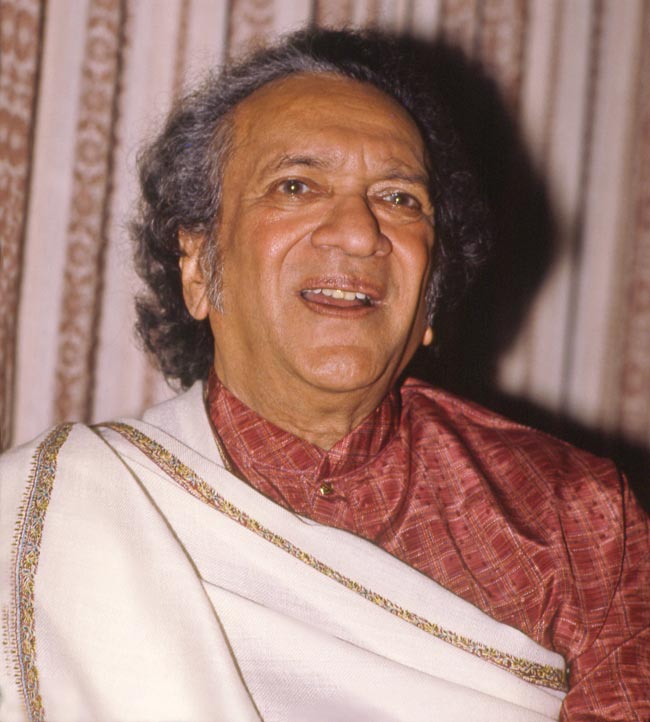 नहीं रहे सितार वादक पंडित रविशंकर | निधन पर प्रतिक्रिया