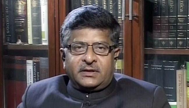 गुजरात चुनाव: कौन क्या कह गया..