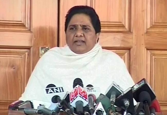 गैंगरेप पीड़िता की मौत पर देशभर में शोक की लहर | पढ़ें