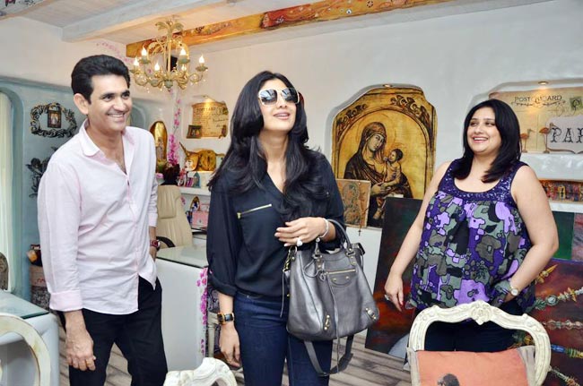 क्रिसमस की शॉपिंग करने पहुंची शिल्पा शेट्टी | शिल्‍पा शेट्टी