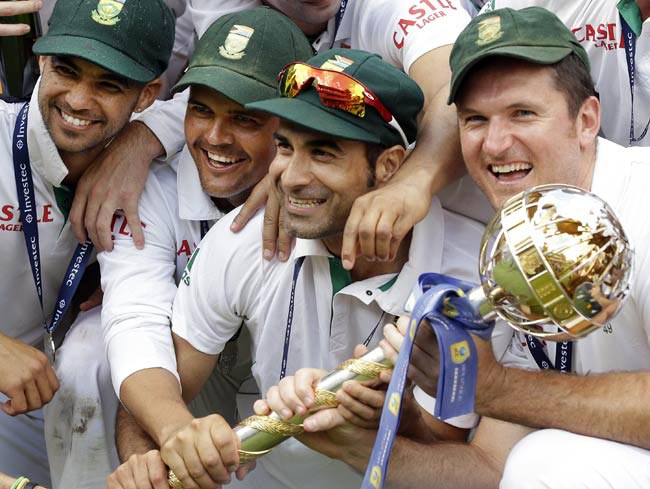 2012 में क्रिकेटः संन्यास और रिकॉर्डों का साल