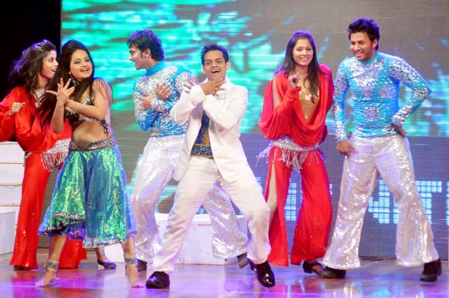 'स्‍टार नाइट 2012' में पहुंची काजोल...  | बॉलीवुड की हसीन परियां