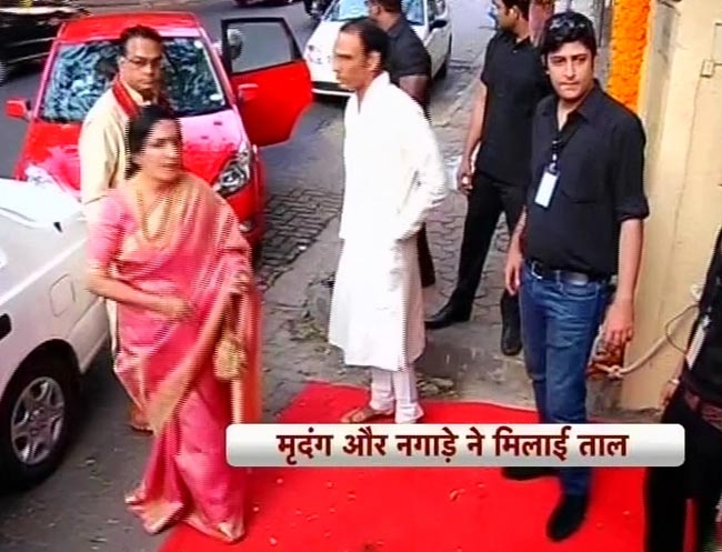 विद्या बालन ने सिद्धार्थ संग रचाई शादी  | मेंहदी की रस्म