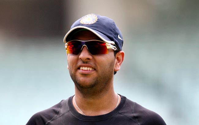 2012 में क्रिकेटः संन्यास और रिकॉर्डों का साल