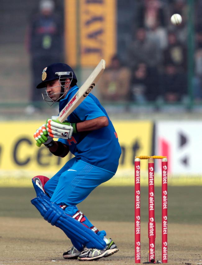 कोटला में गेंदबाजों का कमाल, जीता भारत | पढ़ें