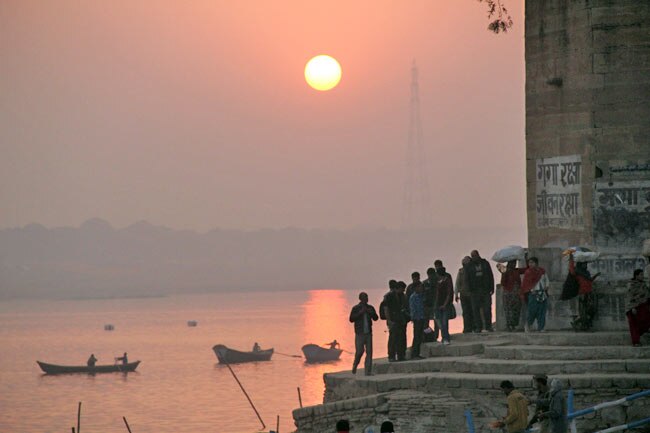 श्रद्धा का महाकुंभ: कुंभ नगरी में लगा भक्‍तों का रेला