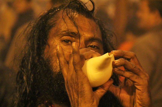 श्रद्धा का महाकुंभ: कुंभ नगरी में लगा भक्‍तों का रेला