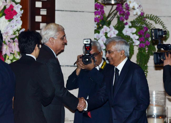 मुकेश अंबानी की पार्टी में पहुंचे दिग्‍गज | ग्लैमर का तड़का