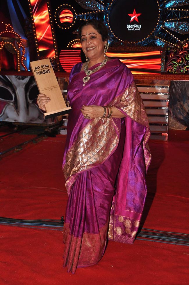 बिग स्‍टार अवार्ड 2012 के हसीन लम्‍हे... | बॉलीवुड की हसीन परियां