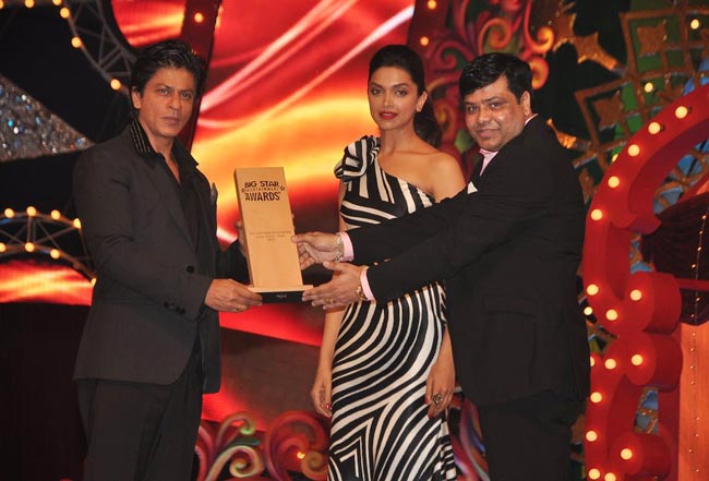 बिग स्‍टार अवार्ड 2012 के हसीन लम्‍हे... | बॉलीवुड की हसीन परियां