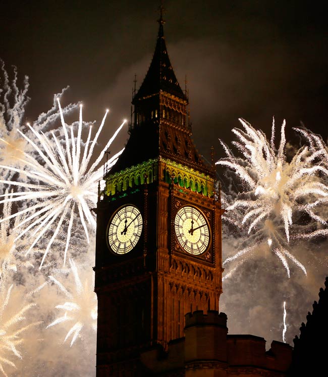 पूरी दुनिया ने किया नए साल का स्‍वागत | हॉट लियोन