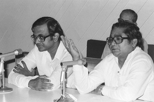 पी. चिदंबरम: जिनके इशारों पर चलती है अर्थव्‍यवस्‍था...