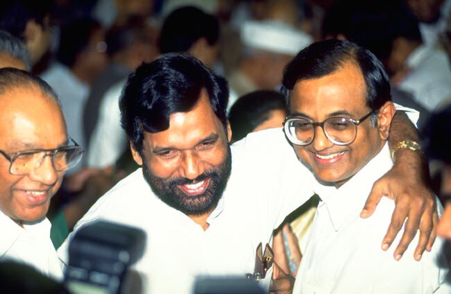 पी. चिदंबरम: जिनके इशारों पर चलती है अर्थव्‍यवस्‍था...