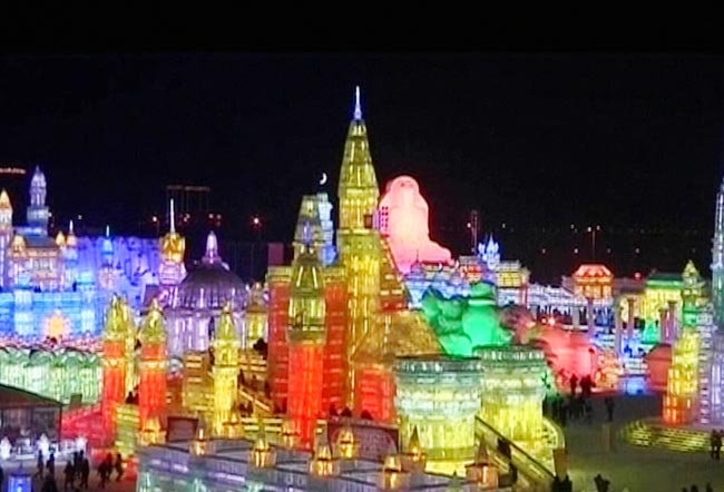 स्नो फेस्टिवल: ठंड में देखी है कहीं ऐसी मस्ती!