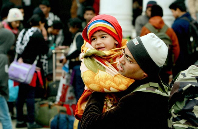 हाड़ कंपाने वाली ठंड से ठिठुरा उत्तर भारत