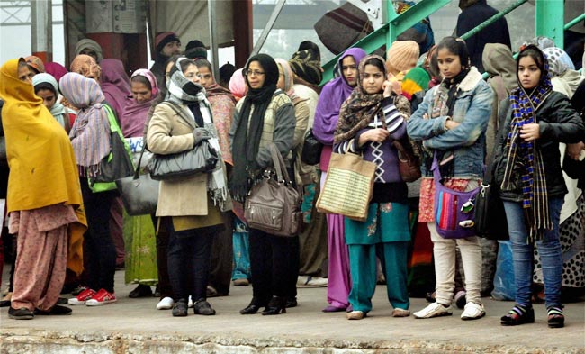 हाड़ कंपाने वाली ठंड से ठिठुरा उत्तर भारत