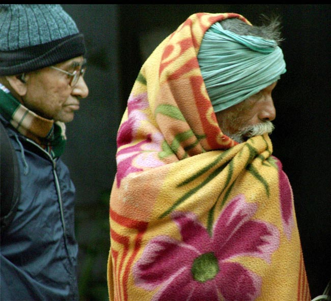 हाड़ कंपाने वाली ठंड से ठिठुरा उत्तर भारत