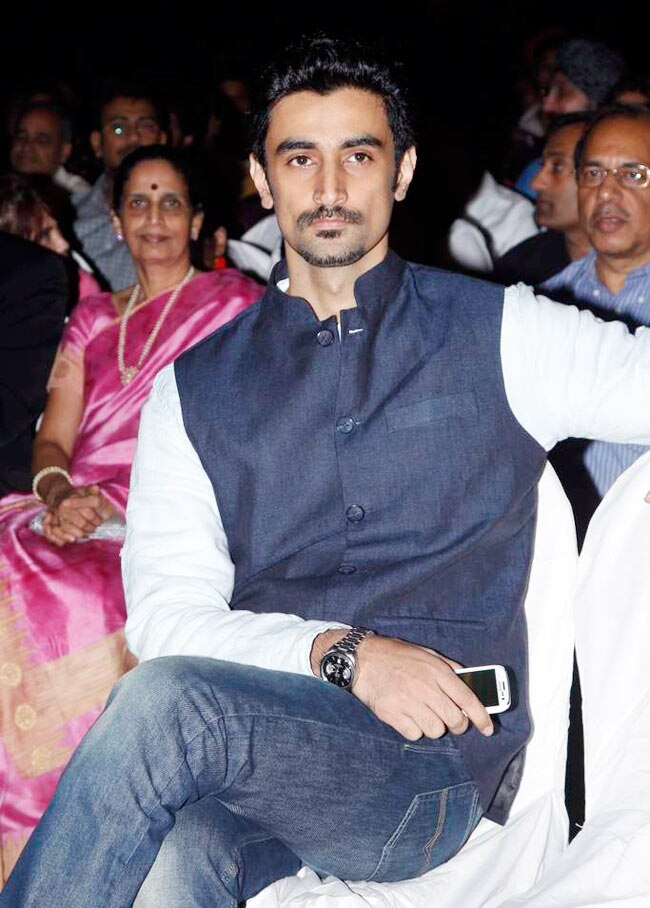 ‘ग्लोबल साउंड्स ऑफ पीस’ में छा गए अमिताभ | अमिताभ पर विशेष