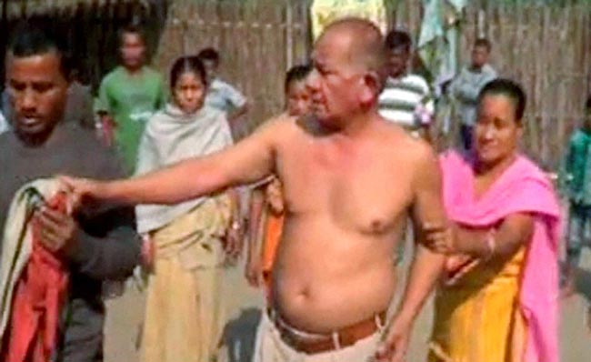 दुराचार के आरोप में कांग्रेस नेता की धुनाई...