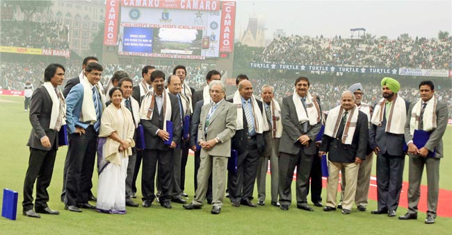 कैब ने किया भारत-पाक क्रिकेटरों को सम्मानित