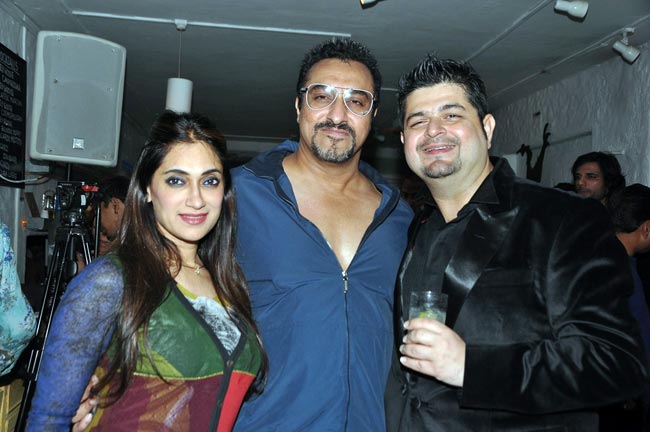 डब्बू रत्नानी के 2013 कैलेंडर लॉन्च में पहुंचा बॉलीवुड | ग्लैमर