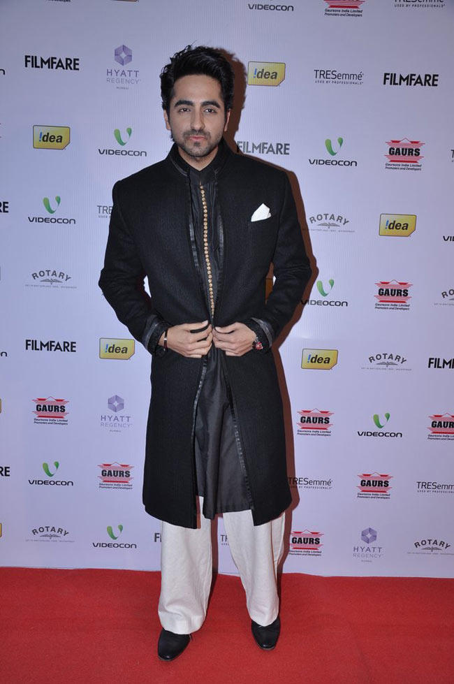 फिल्मफेयर नॉमिनेशन पार्टी में बॉलीवुड हसीनाएं  | परियां