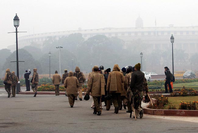 दिल्ली में ठंड ने तोड़ा 43 सालों का रिकार्ड