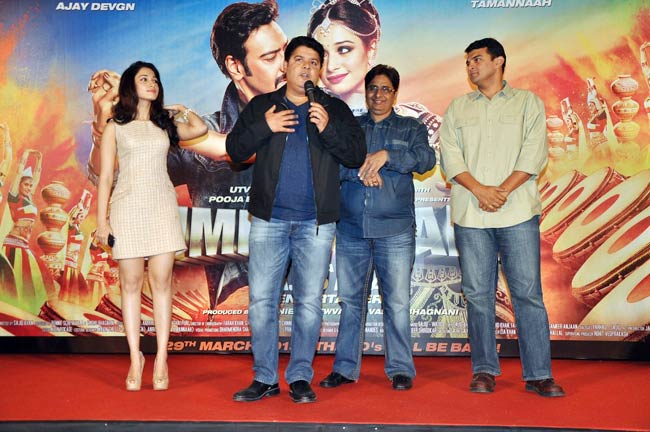 फिल्म 'हिम्मतवाला' का फर्स्‍ट लुक हुआ लॉन्‍च...