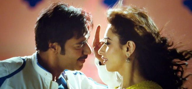 अजय-तमन्ना की 'हिम्मतवाला' का फर्स्ट लुक  | हसीन परियां