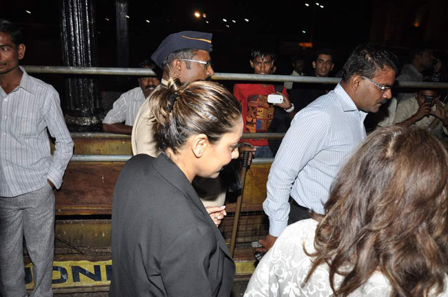 रितिक ने यॉट पर मनाया बर्थडे |   रितिक की शान