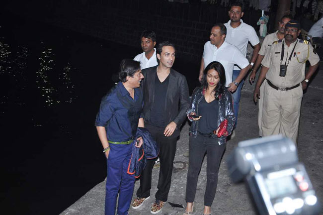 रितिक ने यॉट पर मनाया बर्थडे |   रितिक की शान